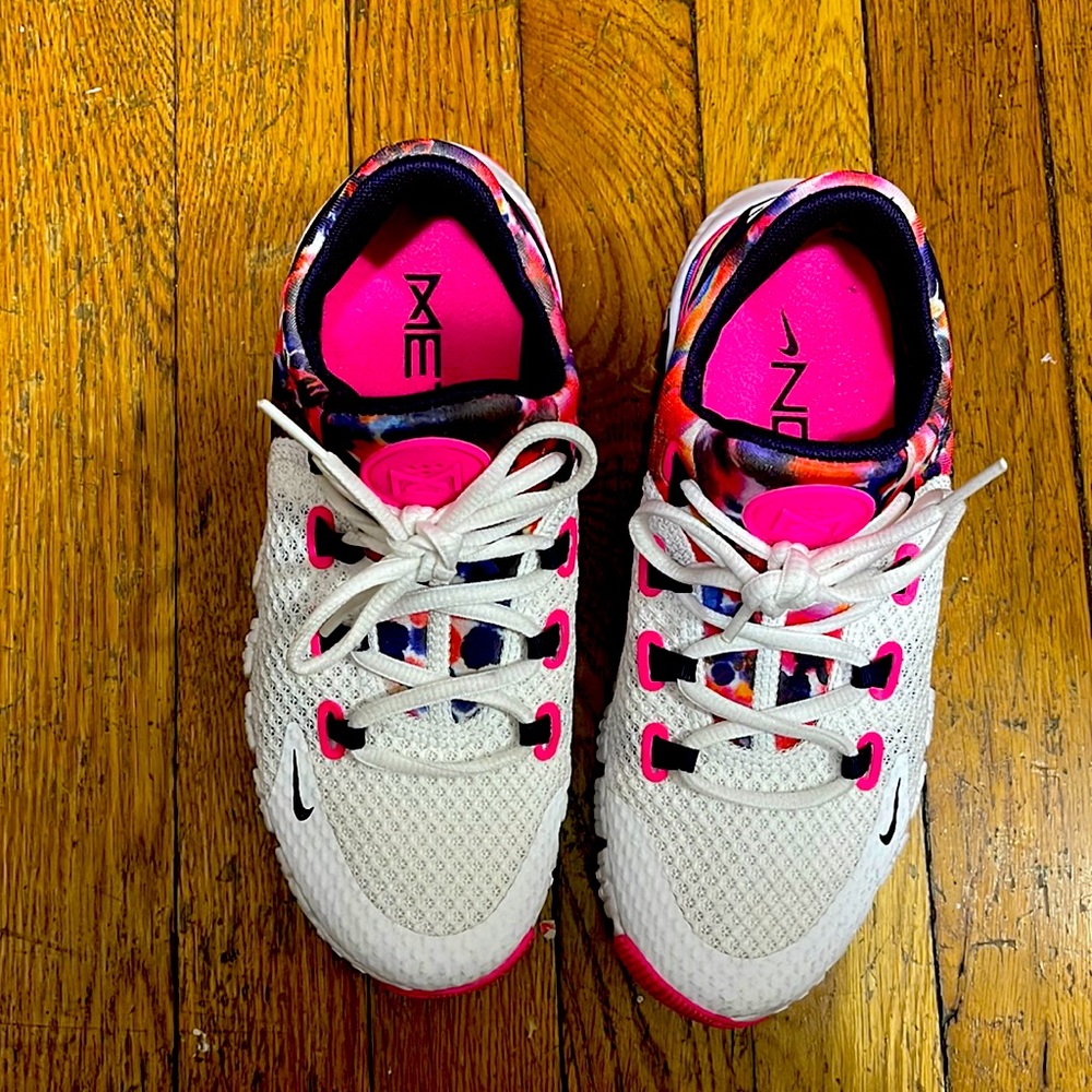 Lightly worn Women’s Metcon